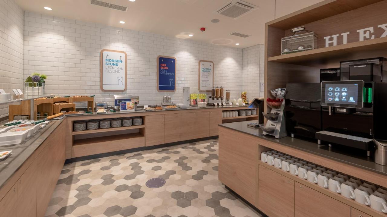 Holiday Inn Express - Munich North By Ihg Exterior foto