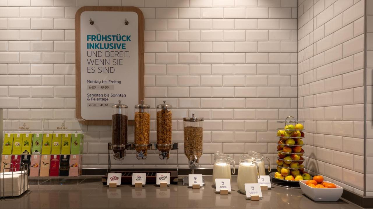 Holiday Inn Express - Munich North By Ihg Exterior foto
