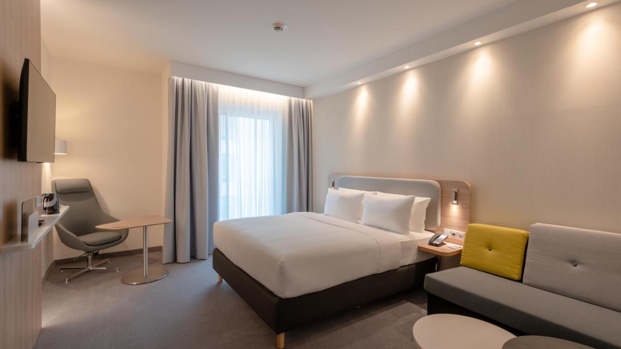 Holiday Inn Express - Munich North By Ihg Exterior foto