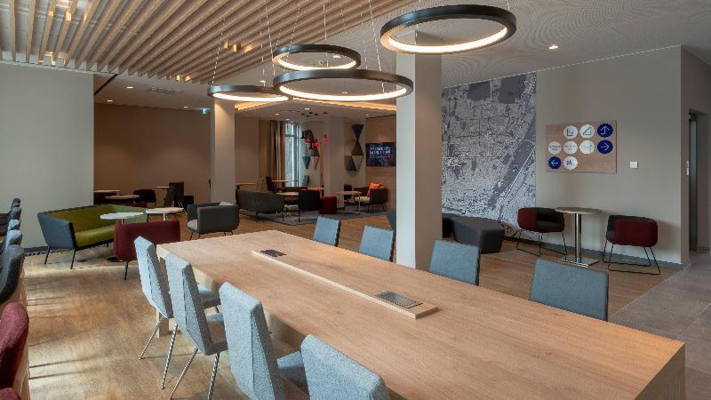 Holiday Inn Express - Munich North By Ihg Exterior foto