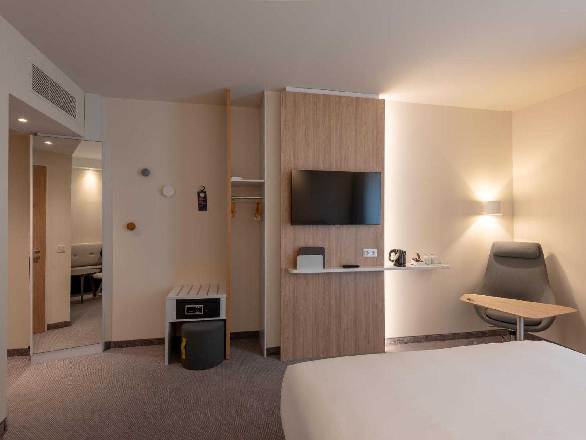 Holiday Inn Express - Munich North By Ihg Exterior foto